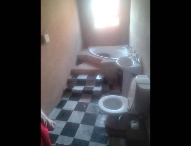 2 BEDROOM HOUSE FOR SALE IN RONDEBULT